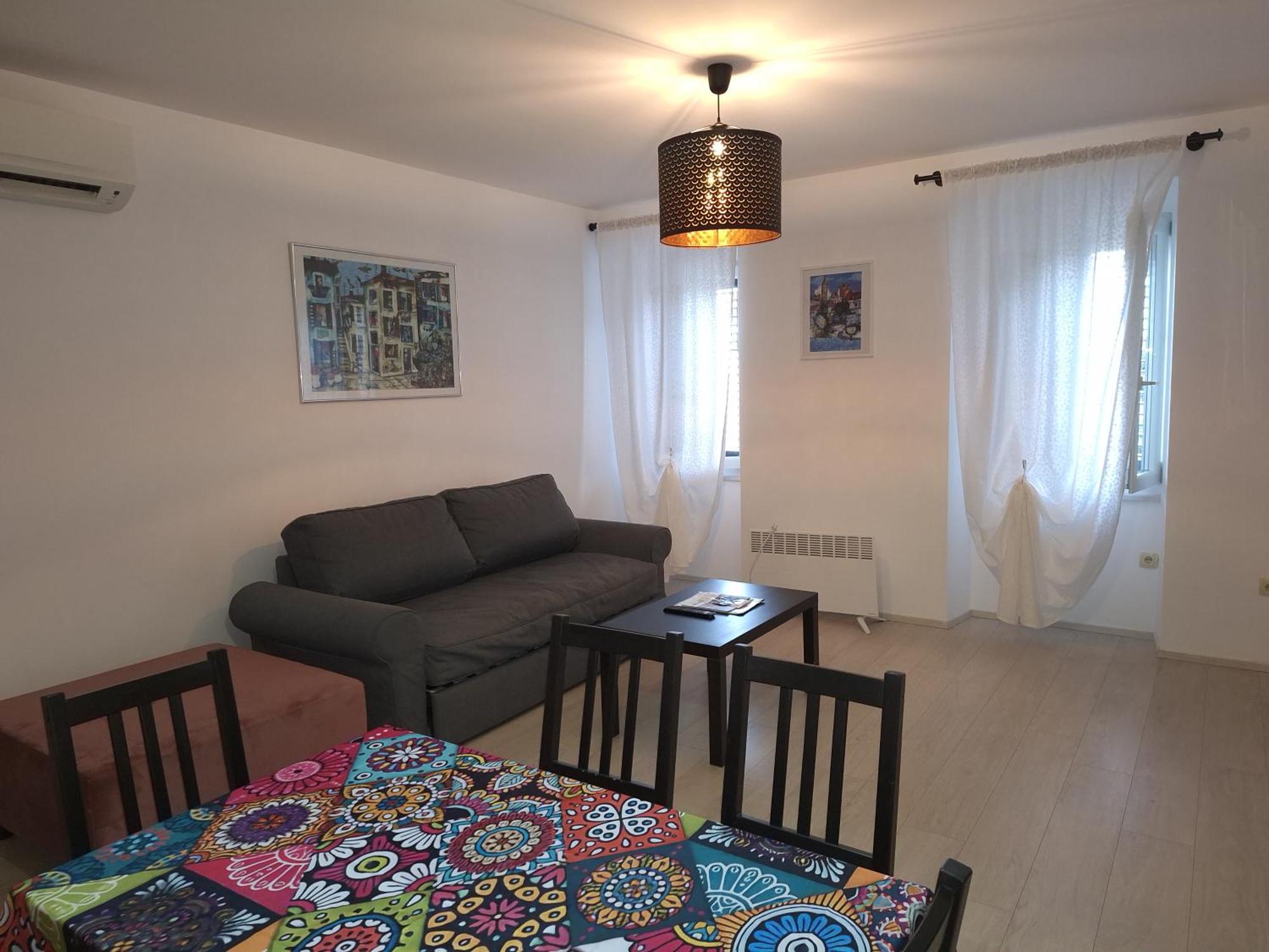 Apartments Knezgrad 洛夫兰 外观 照片